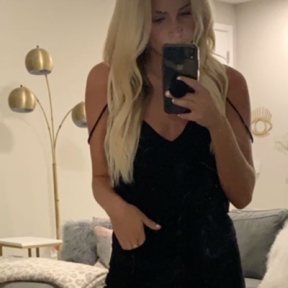 Adorable black crop tank from revolve